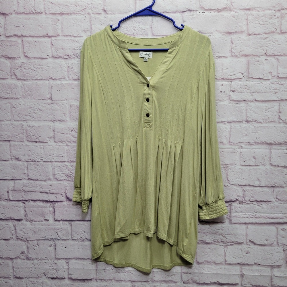 NEW Wonderly Sage Green Henley Tunic Top M Flowy Boho Cottagecore‎ Peasant Cozy